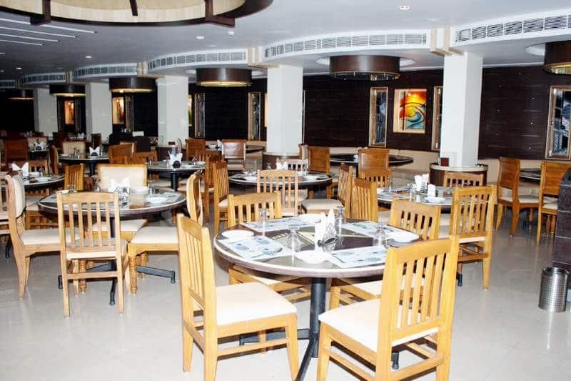 Food & Dining