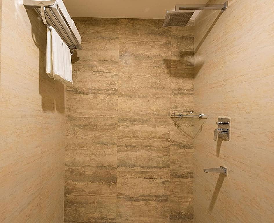 Hotel Chenthur Park Deluxe Room 10