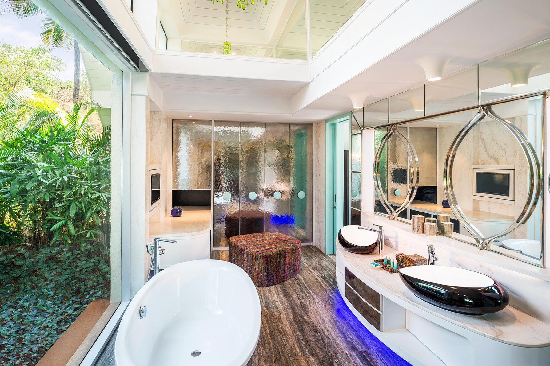 Wow Two Bedroom Villa - WC