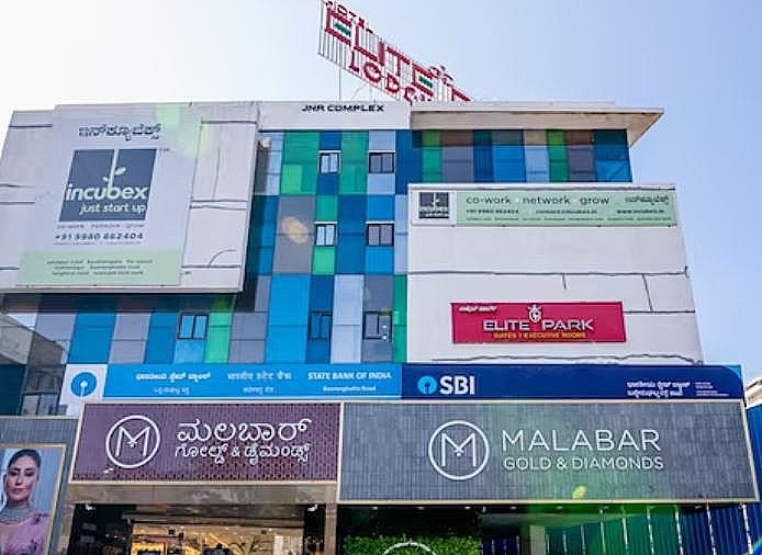 undefined Elite Park 8