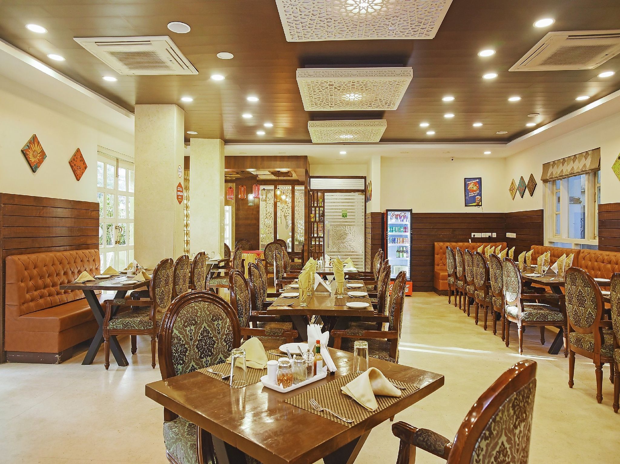Food & Dining