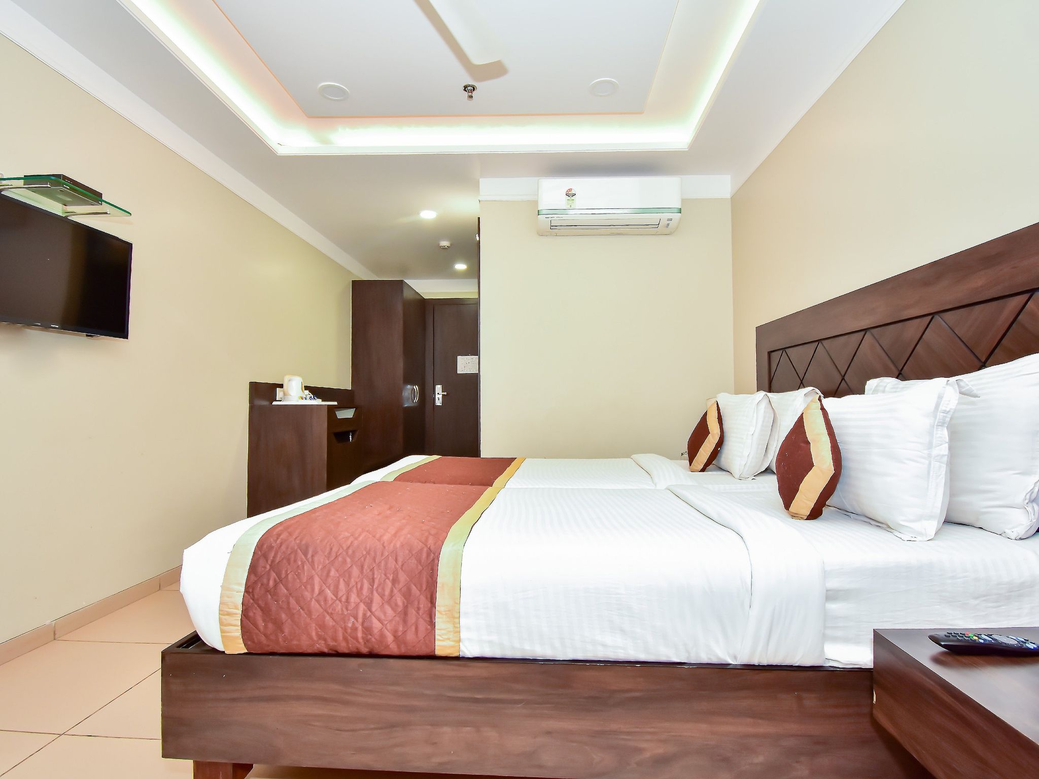 Hotel RG Inn Deluxe Room 5