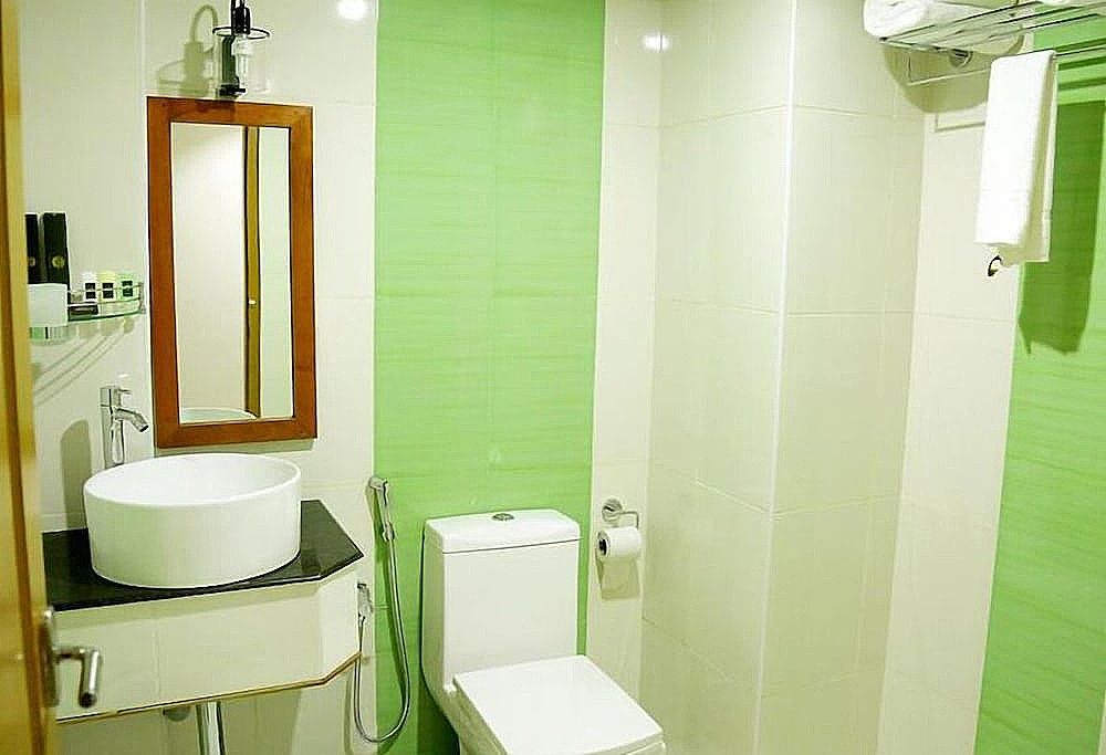 undefined Hotel Livanta 4