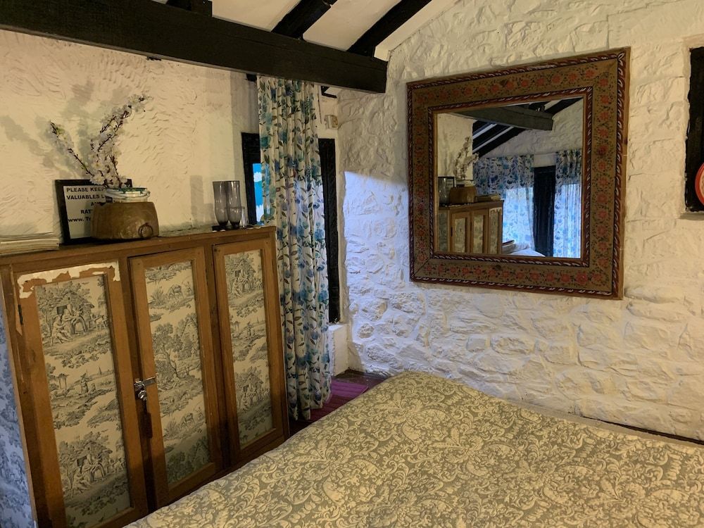 ROSASTAYS Jeolikote Standard Double Room, 1 Queen Bed, Non Smoking 8