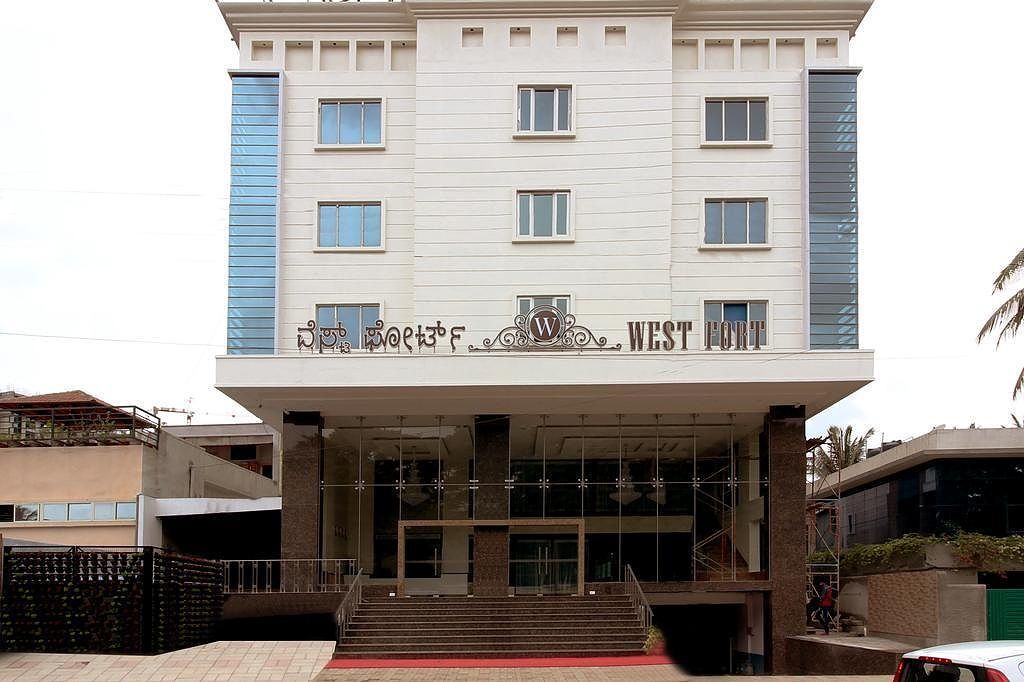 undefined West Fort Hotel 10