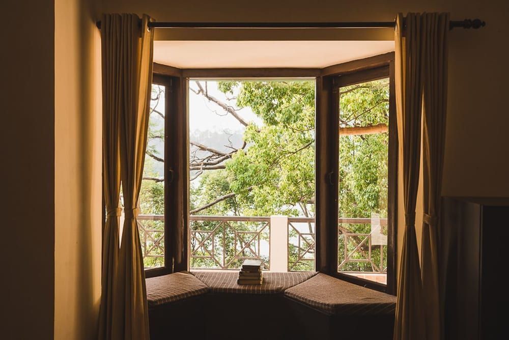 The Camphor Tree-Pura Stays Family Suite, 1 King Bed, Lake View