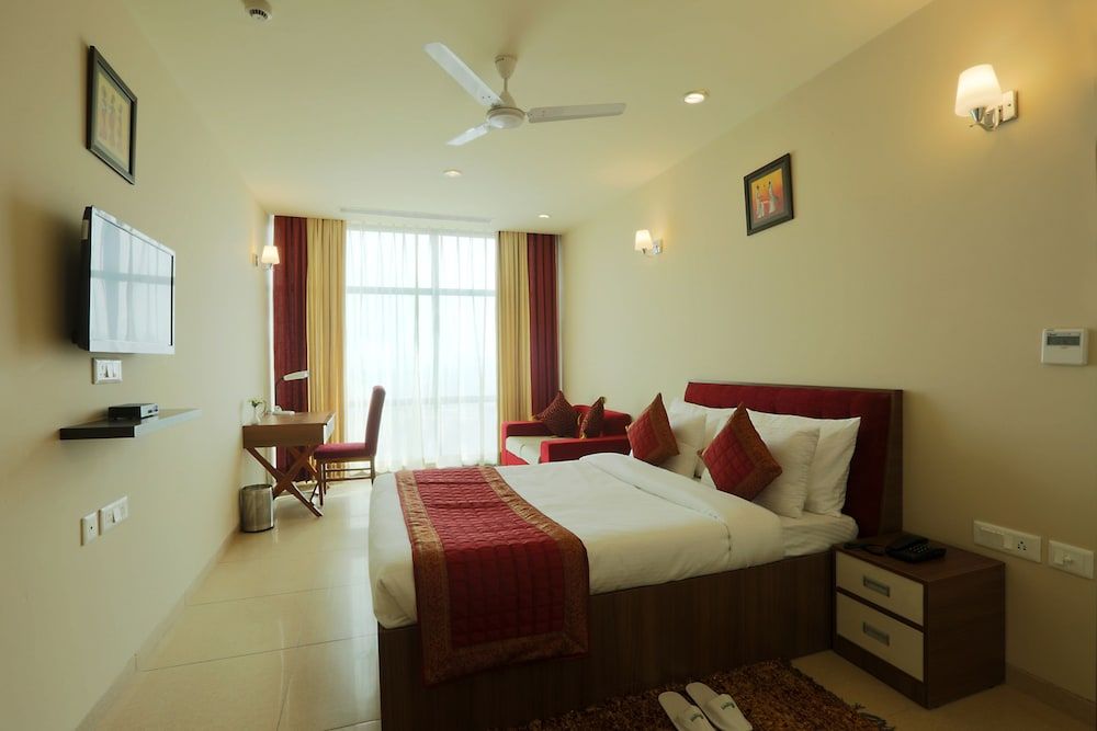 Fairvacanze Inns & Suites Deluxe Room With City View (High Speed Wi-Fi) 2