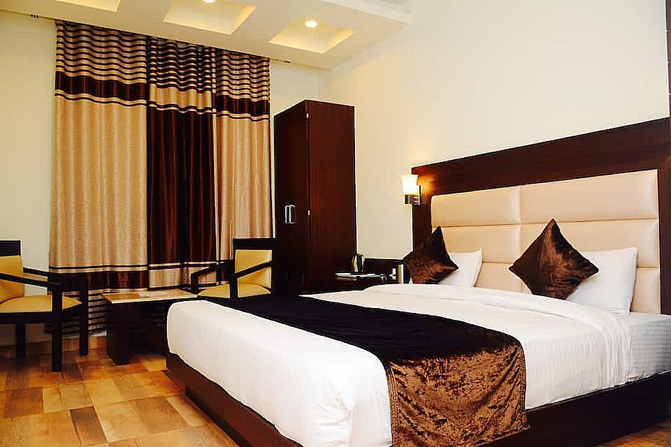The Onix Deluxe Room 4