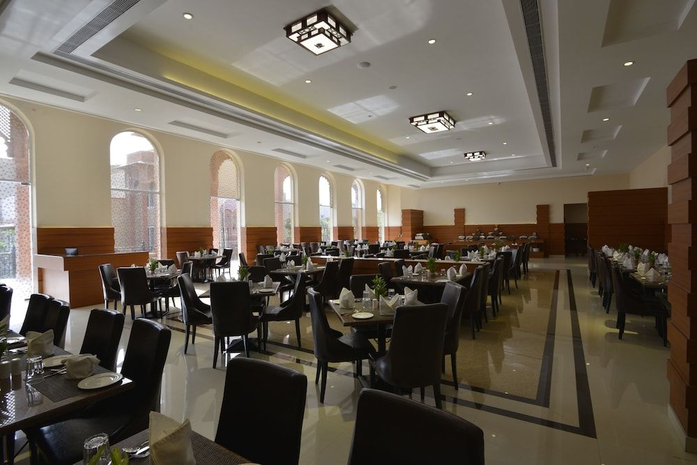 Food court