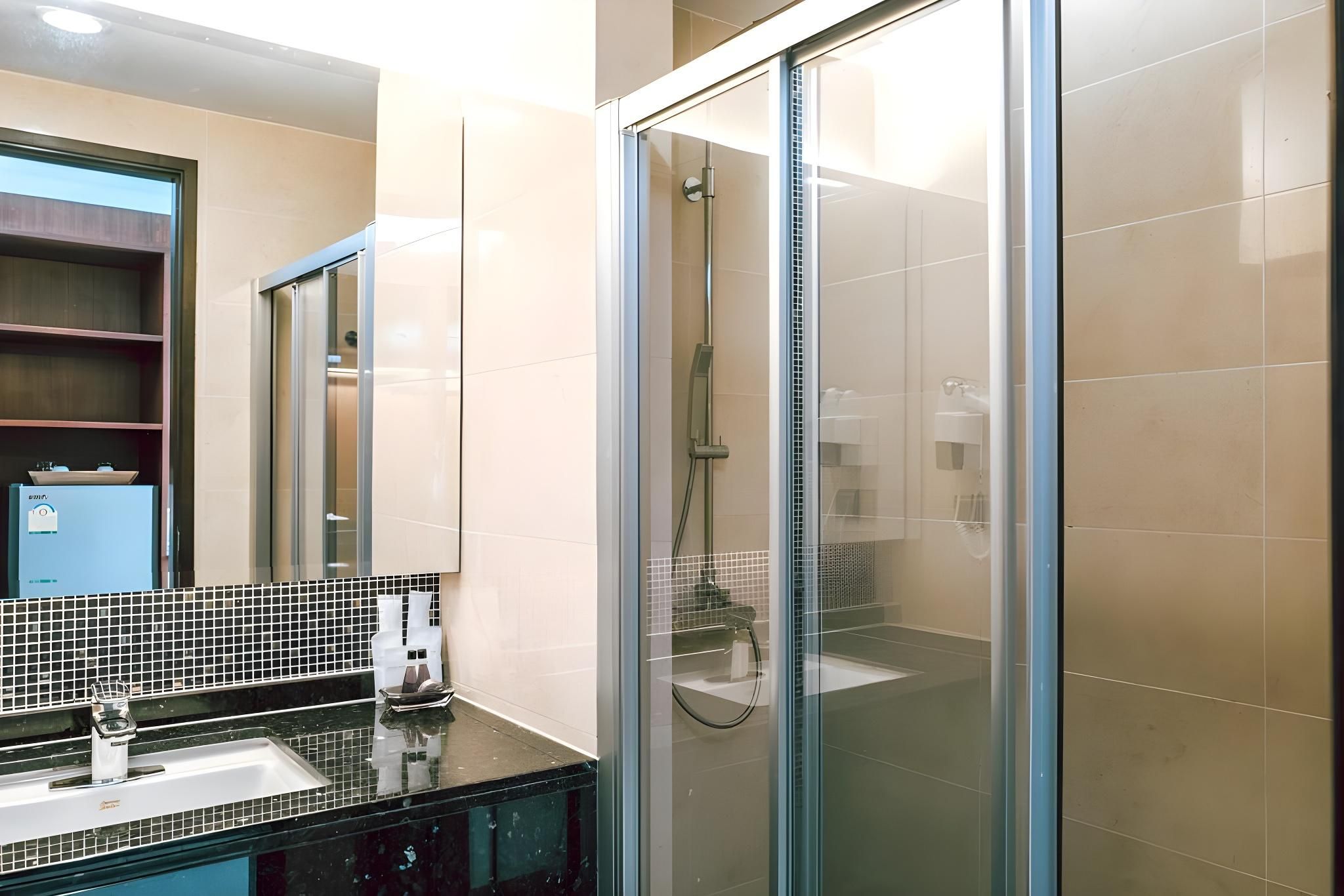 Deluxe Double City View