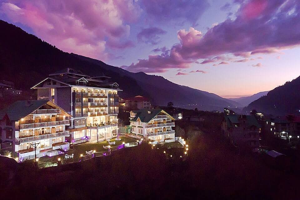 undefined The WhiteStone Resort, Manali (Centrally Heated Mountain view) 7