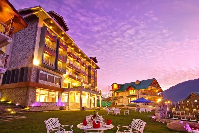 undefined The WhiteStone Resort, Manali (Centrally Heated Mountain view)