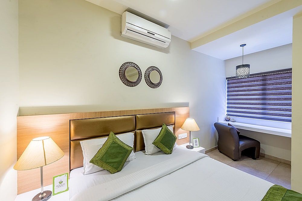 Treebo Nestlay Airport Alandur Deluxe Double Room 3