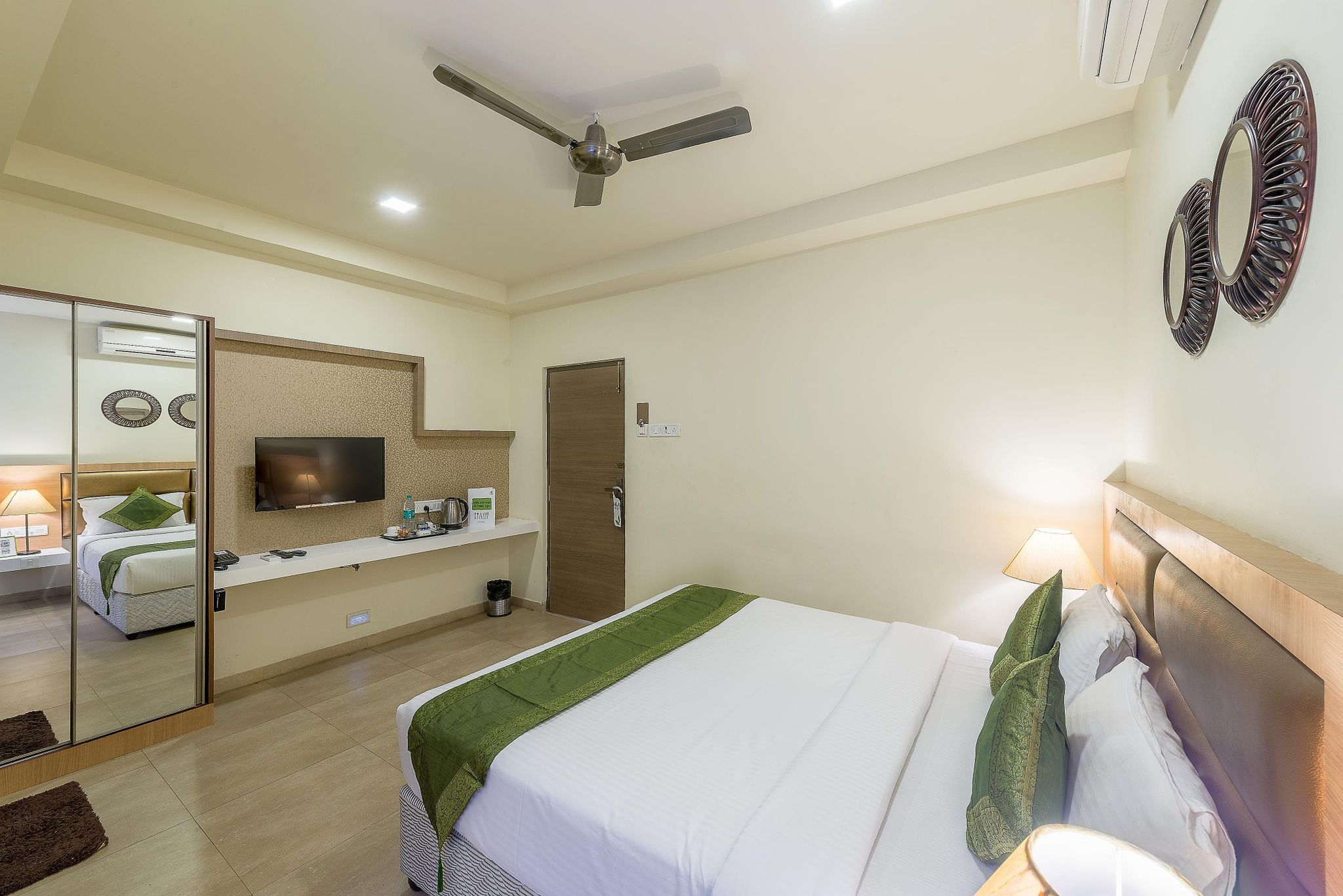 Treebo Nestlay Airport Alandur Deluxe Double Room
