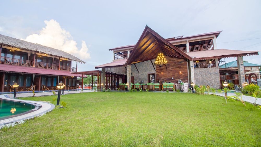 undefined Symphony Summer Sands Beach Resorts 7