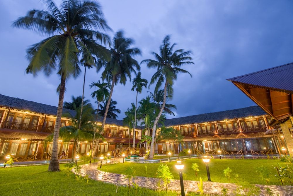 undefined Symphony Summer Sands Beach Resorts 9