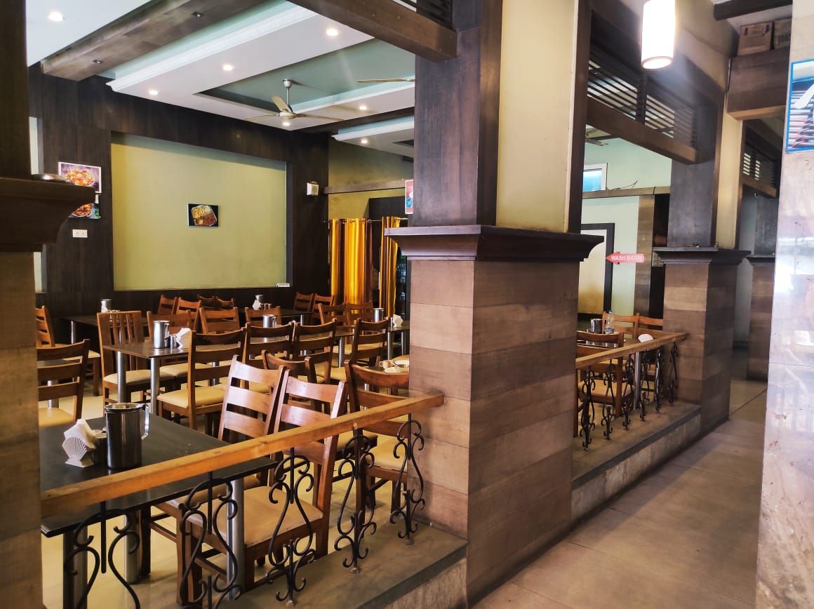 Food & Dining
