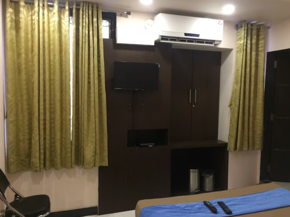 undefined Hotel City Crown, Kolhapur 10