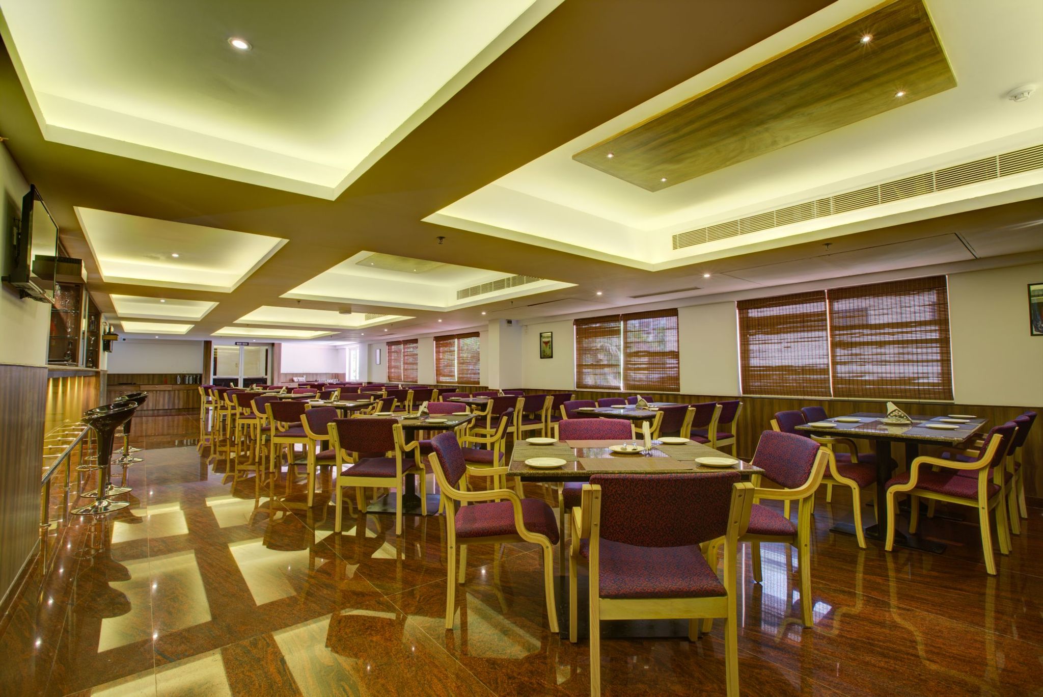 Food & Dining