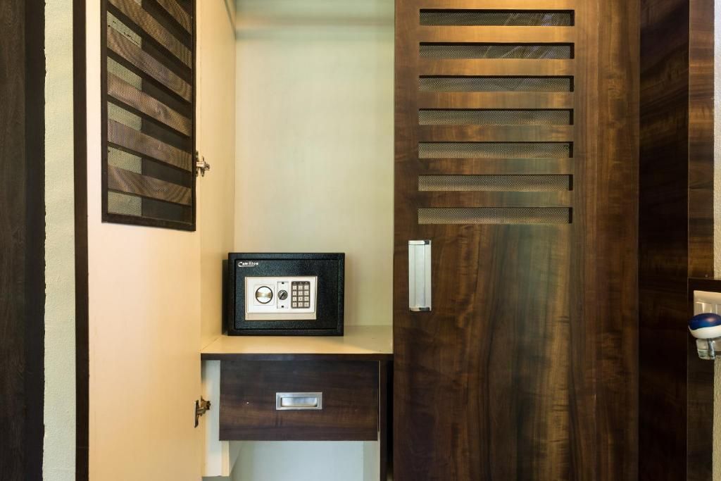 The Mountain Courtyard Thekkady Tamarind with Balcony 13