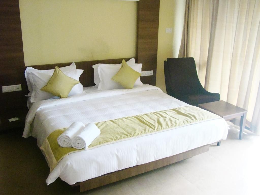 The Mountain Courtyard Thekkady Tamarind with Balcony 5