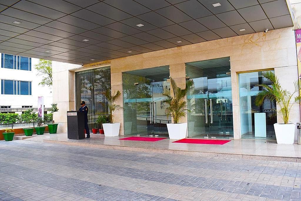 undefined Hotel Sewa Grand 2