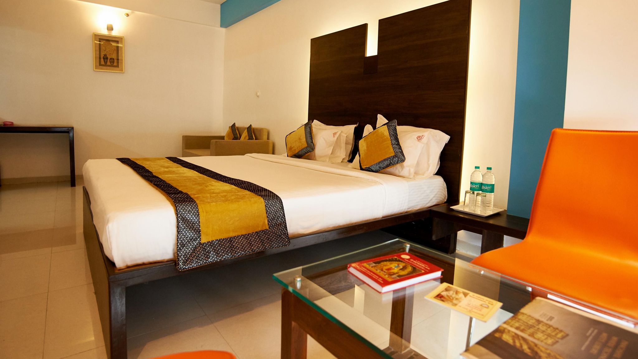 Hotel Golden View Deluxe Double Bed AC 22