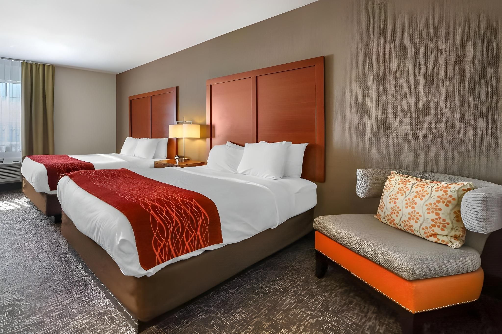 2 Queen Beds Nonsmoking