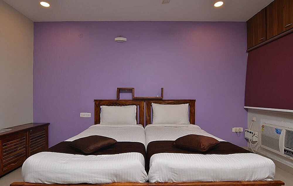 Yali Service Apartment Standard AC Room 4