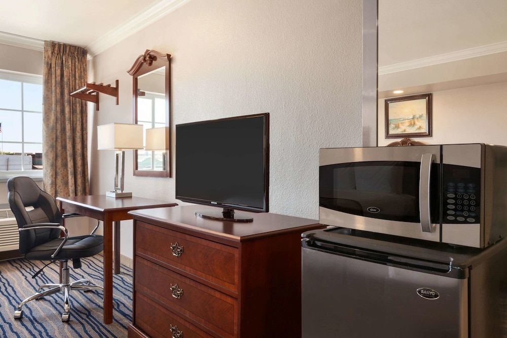 Studio Suite, 2 Queen Beds, Non Smoking