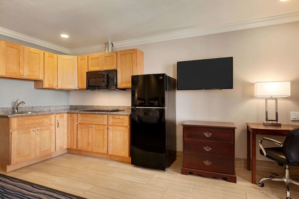 Studio Suite, Multiple Beds, Non Smoking