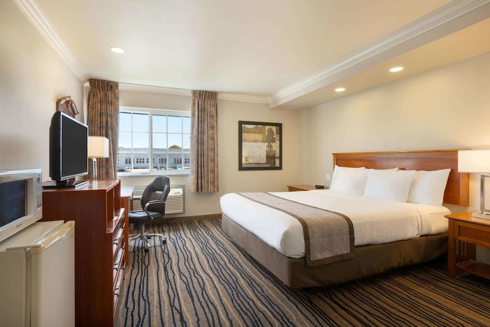 Room, 1 Queen Bed, Accessible