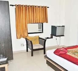Double Room Non A/C