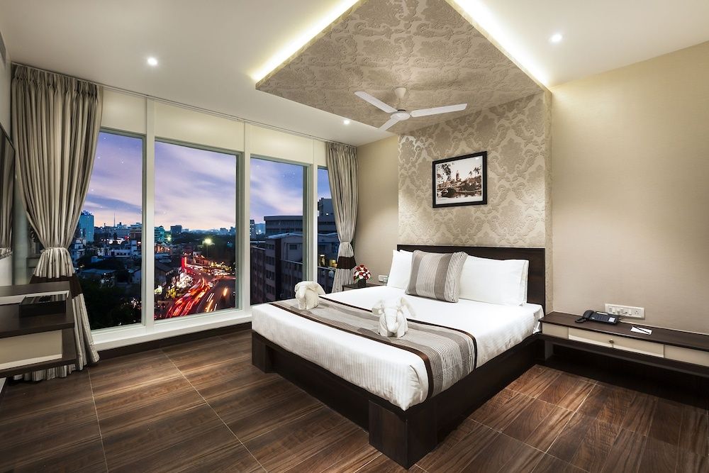 The Lotus- Hotel Sameera Superior Double Room 3