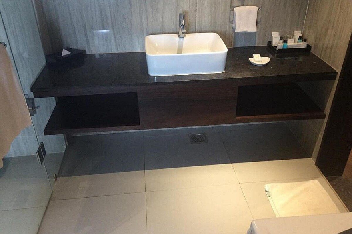 The Lotus- Hotel Sameera Junior Suite EP 3