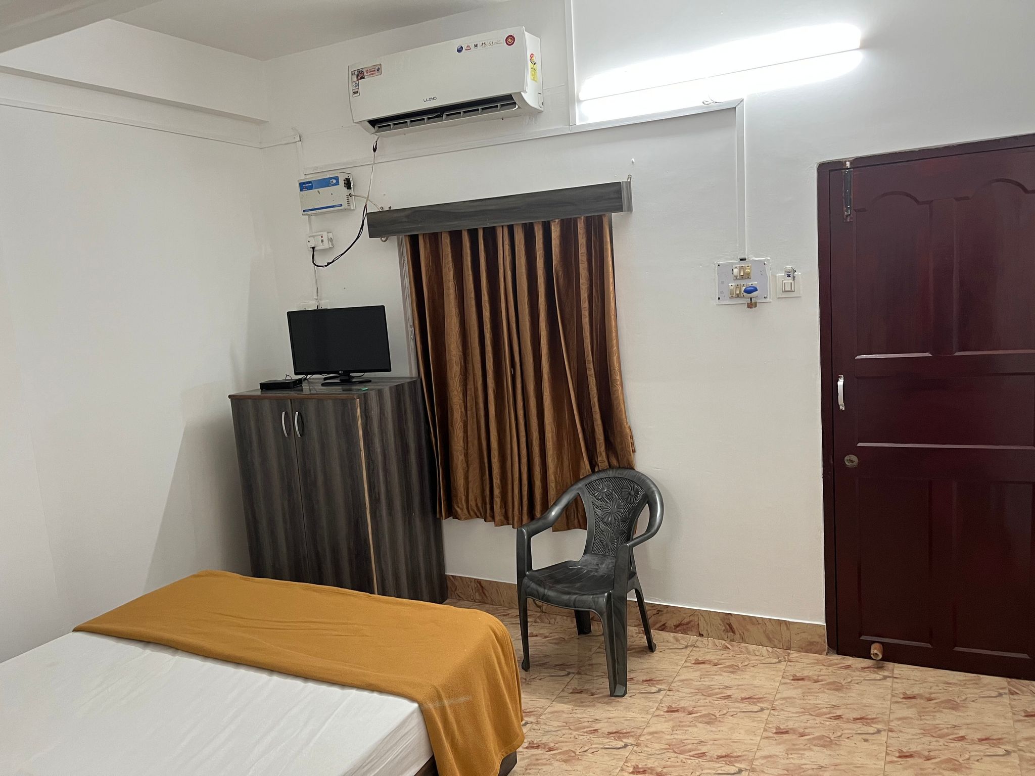 Hotel Rajadeepam Non AC Room 10