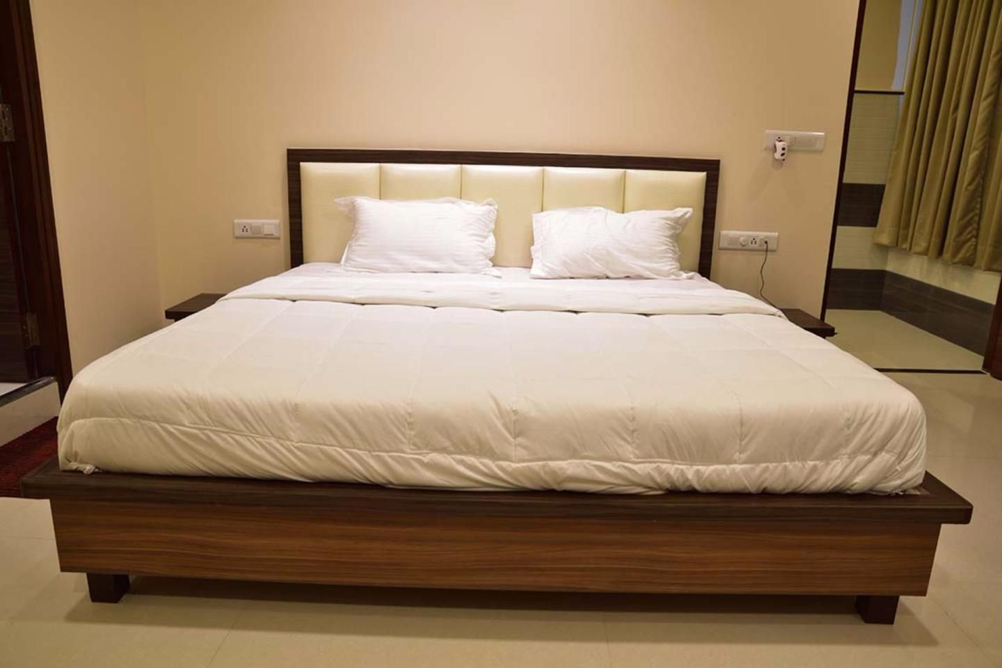 undefined Hotel Kamal's Inn 8
