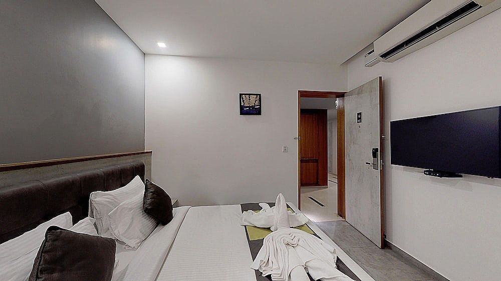 Shivas Gateway DELUXE ROOM 39