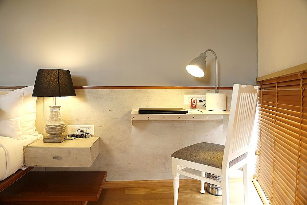 Shivas Gateway DELUXE ROOM 38