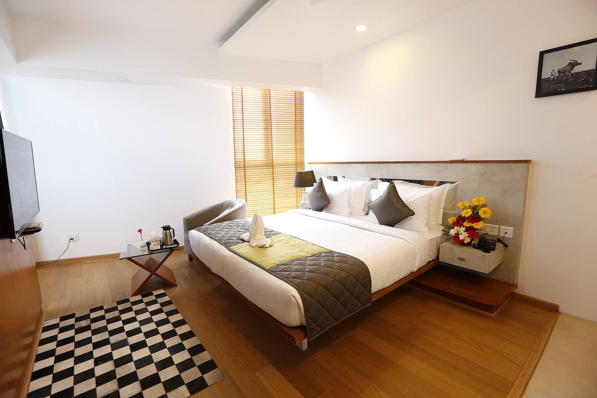 Shivas Gateway DELUXE ROOM 23
