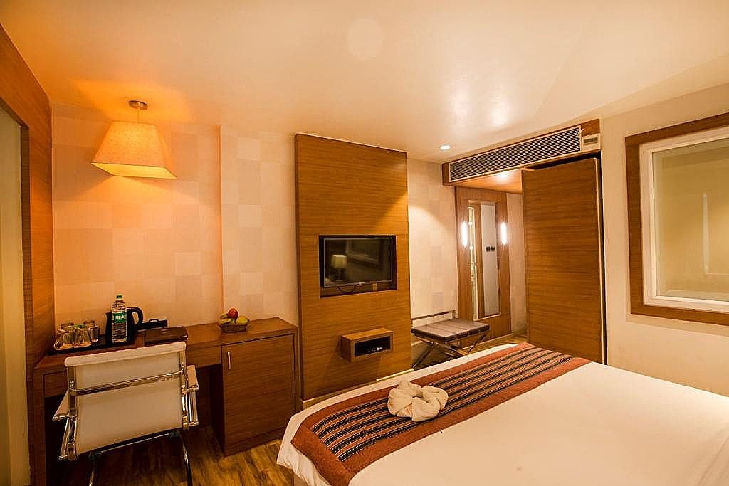 Hotel Shubh Inn Deluxe Double Bed Room 3