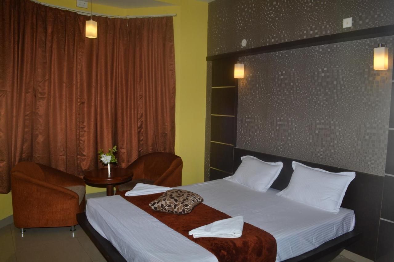 Deluxe Room AC Room