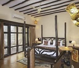 undefined WelcomHeritage Jungle Home 2