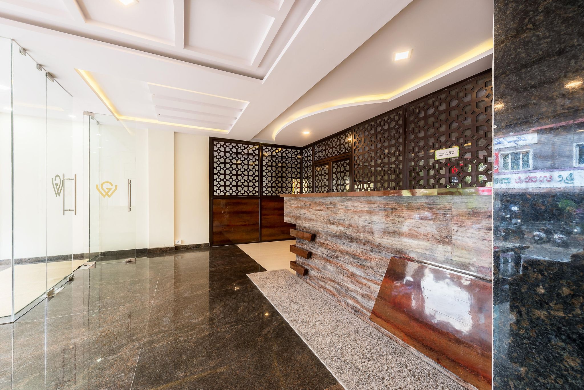 undefined Treebo Greenwood Premier Suites, Old Airport Road 2