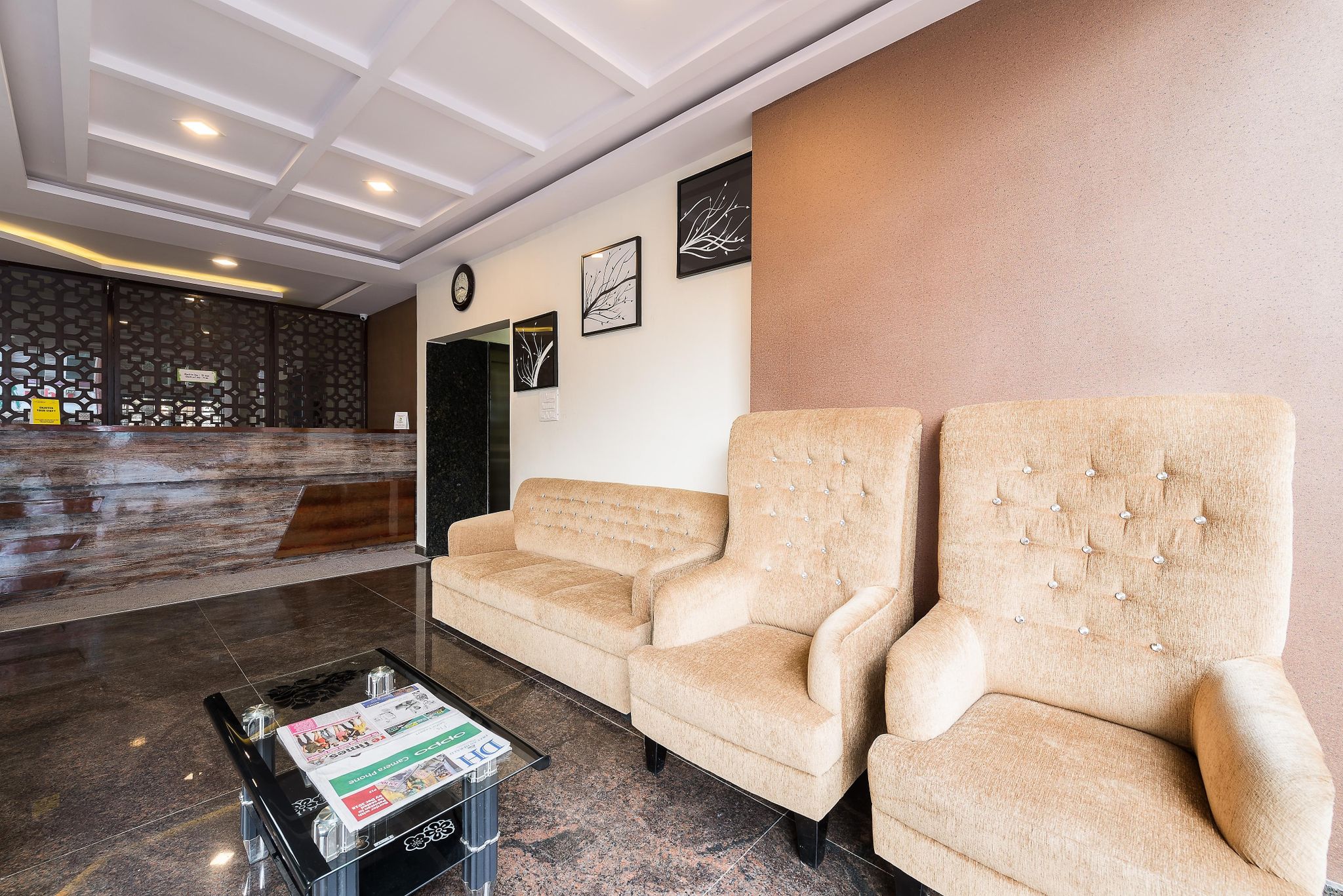 undefined Treebo Greenwood Premier Suites, Old Airport Road 3