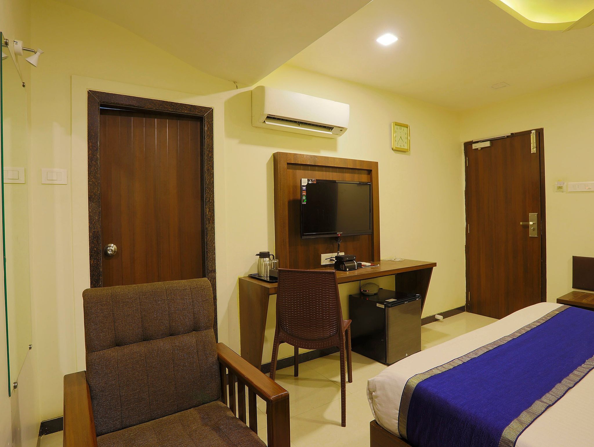 Hotel Kochi Caprice Executive Room 12