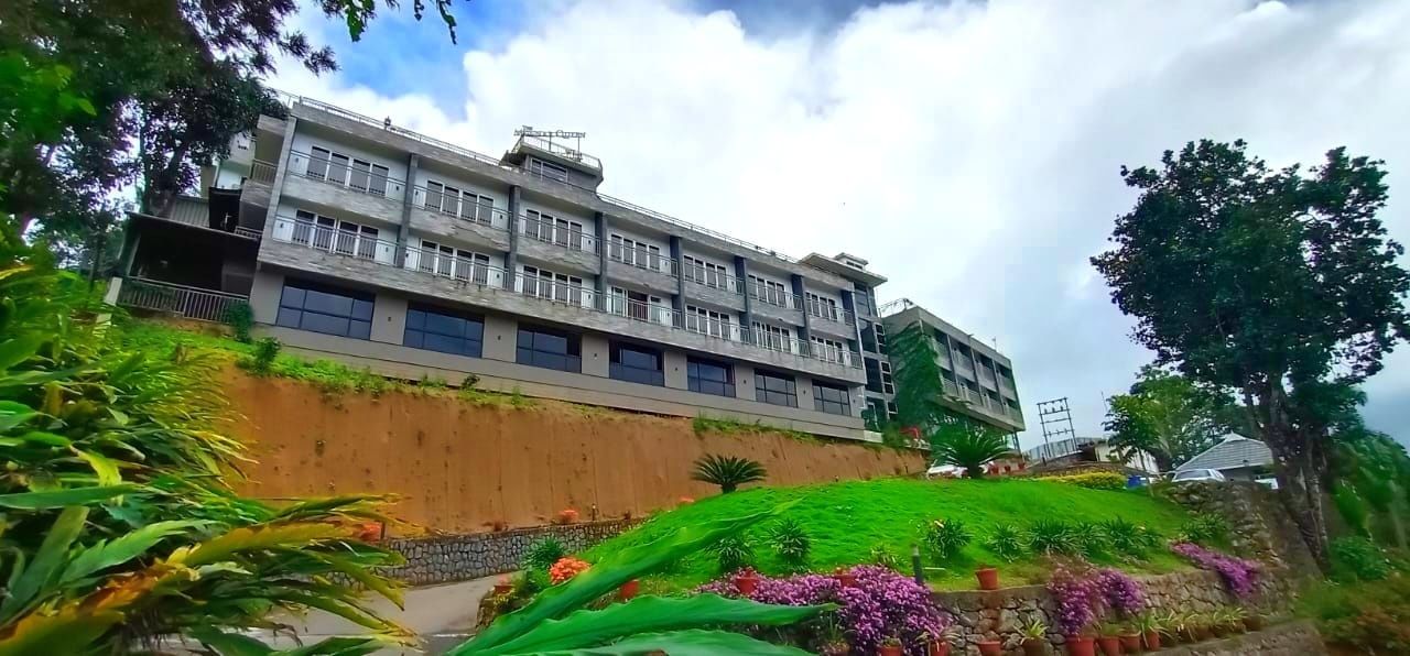 undefined The Munnar Queen 7