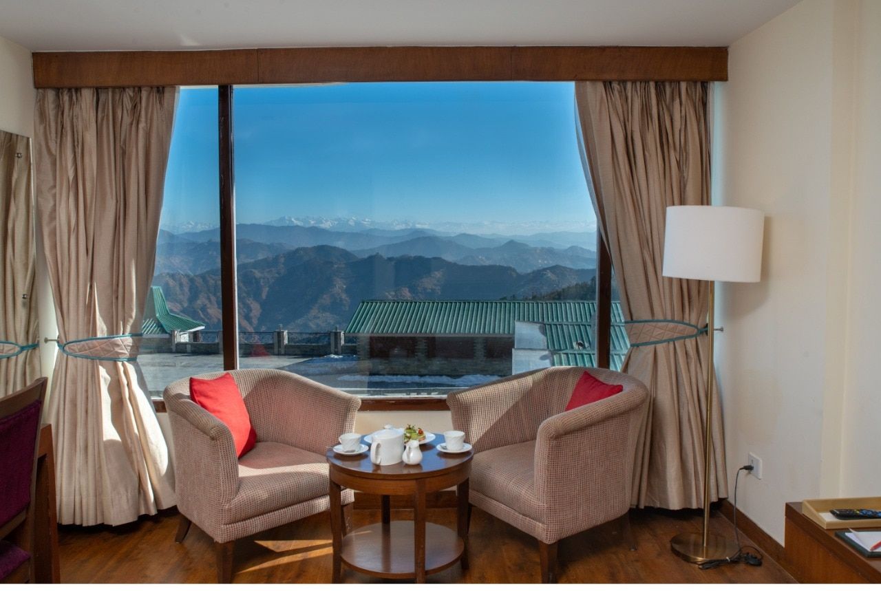 Inde Royal Tulip Kufri Superior King Room 8