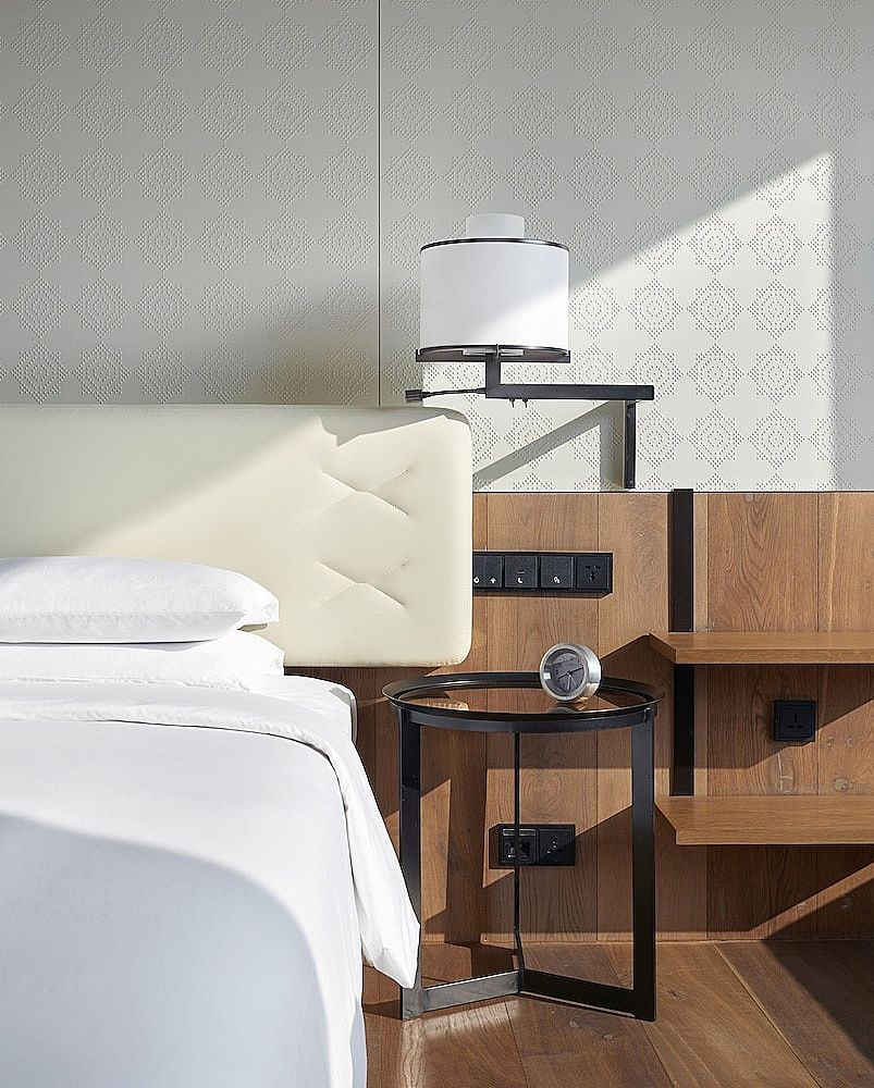 Andaz Delhi - a concept by Hyatt Room, 2 Twin Beds 6