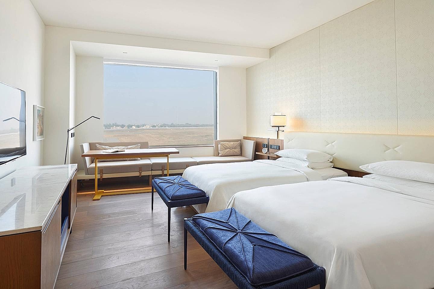 Andaz View Twin